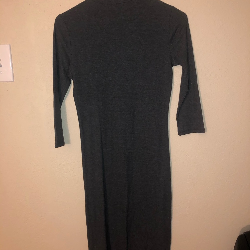 Dress - Picture 3 of 3